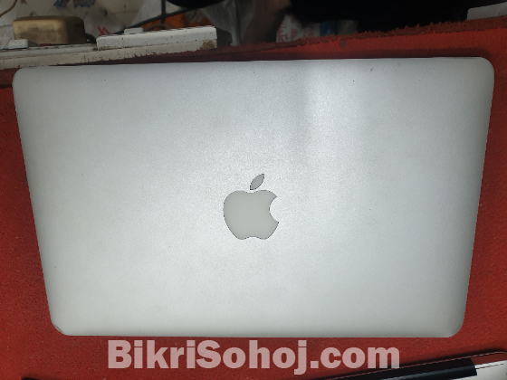 Macbook air 1370-2011